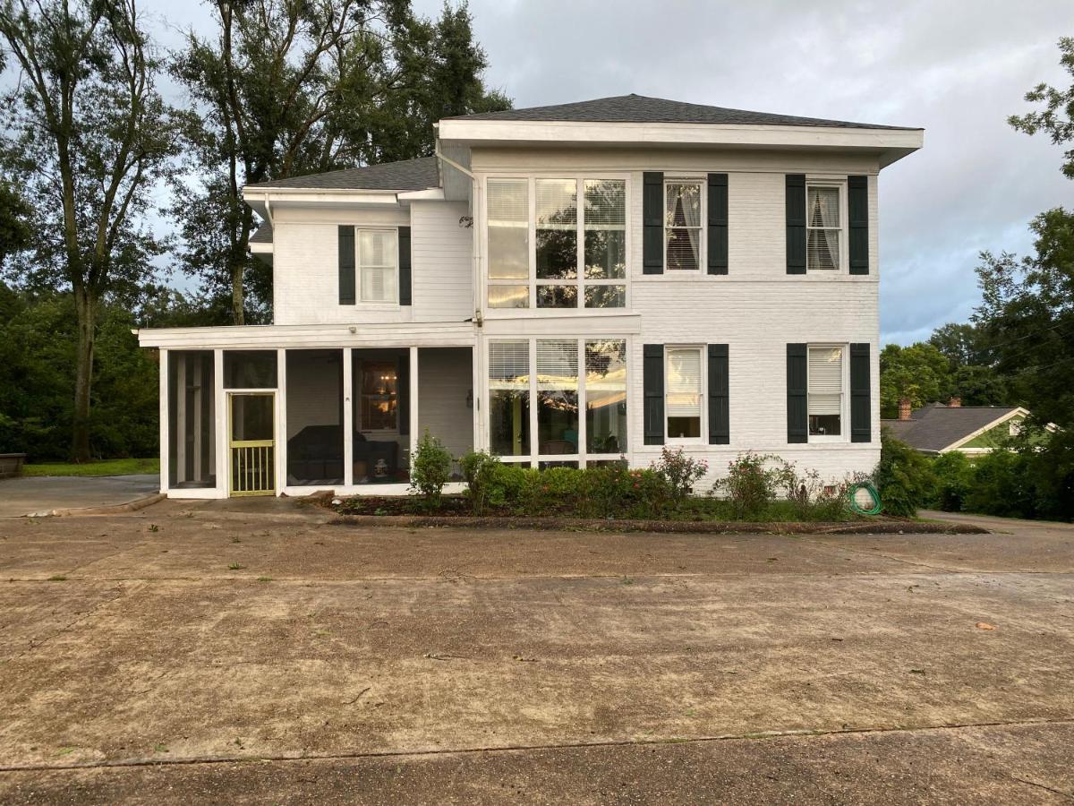 The King'S Daughters B And B On The Bluff Overlooking The Mighty Mississippi Natchez Exterior photo